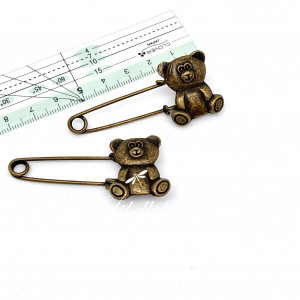 Медведь-булавка