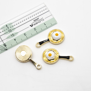 Яичница на сковородке