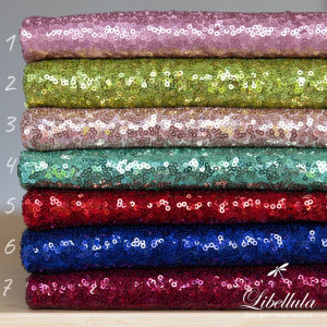 Блестящие пайетки на сетке