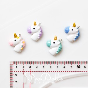 Единорог (пластик)