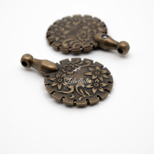 Резак для обрезания нити