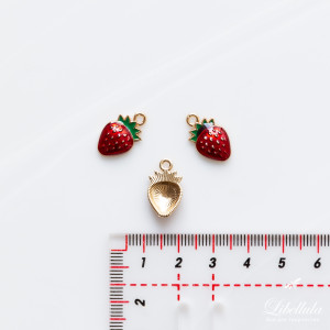Клубничка подвеска