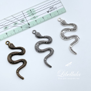 Змея - символ 2025 года