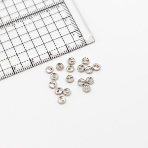 Пуговицы 4 мм Пуговицы 4 мм