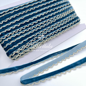 Бархатная лента 