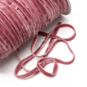 Бархатная лента (двухсторонняя) Бархатная лента (двухсторонняя)