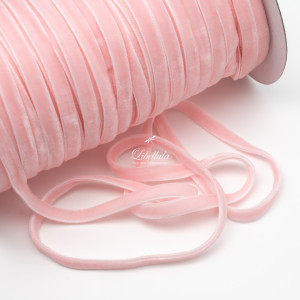 Бархатная лента (двухсторонняя) Бархатная лента (двухсторонняя)