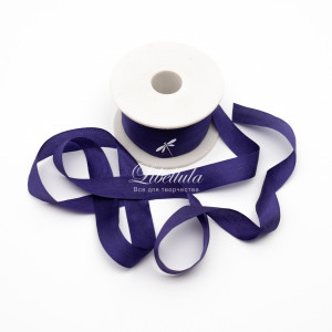 Шелковая лента 13 мм 688 Шелковая лента 13 мм 688