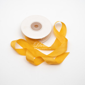 Шелковая лента 20 мм 054 Шелковая лента 20 мм 054