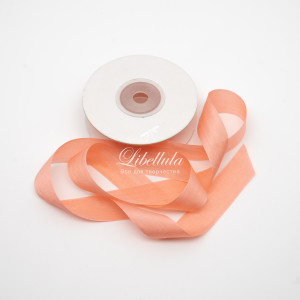 Шелковая лента 20 мм 104 Шелковая лента 20 мм 104