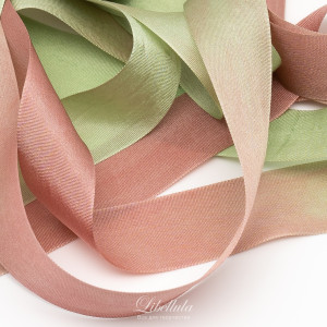 Шелковая лента 20 мм v123