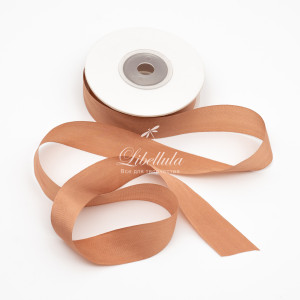 Шелковая лента 20 мм 668