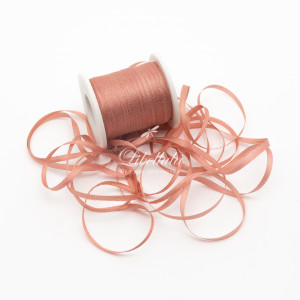 Шелковая лента 2 мм 555