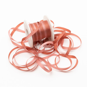 Шелковая лента 4 мм v047 Шелковая лента 4 мм v047